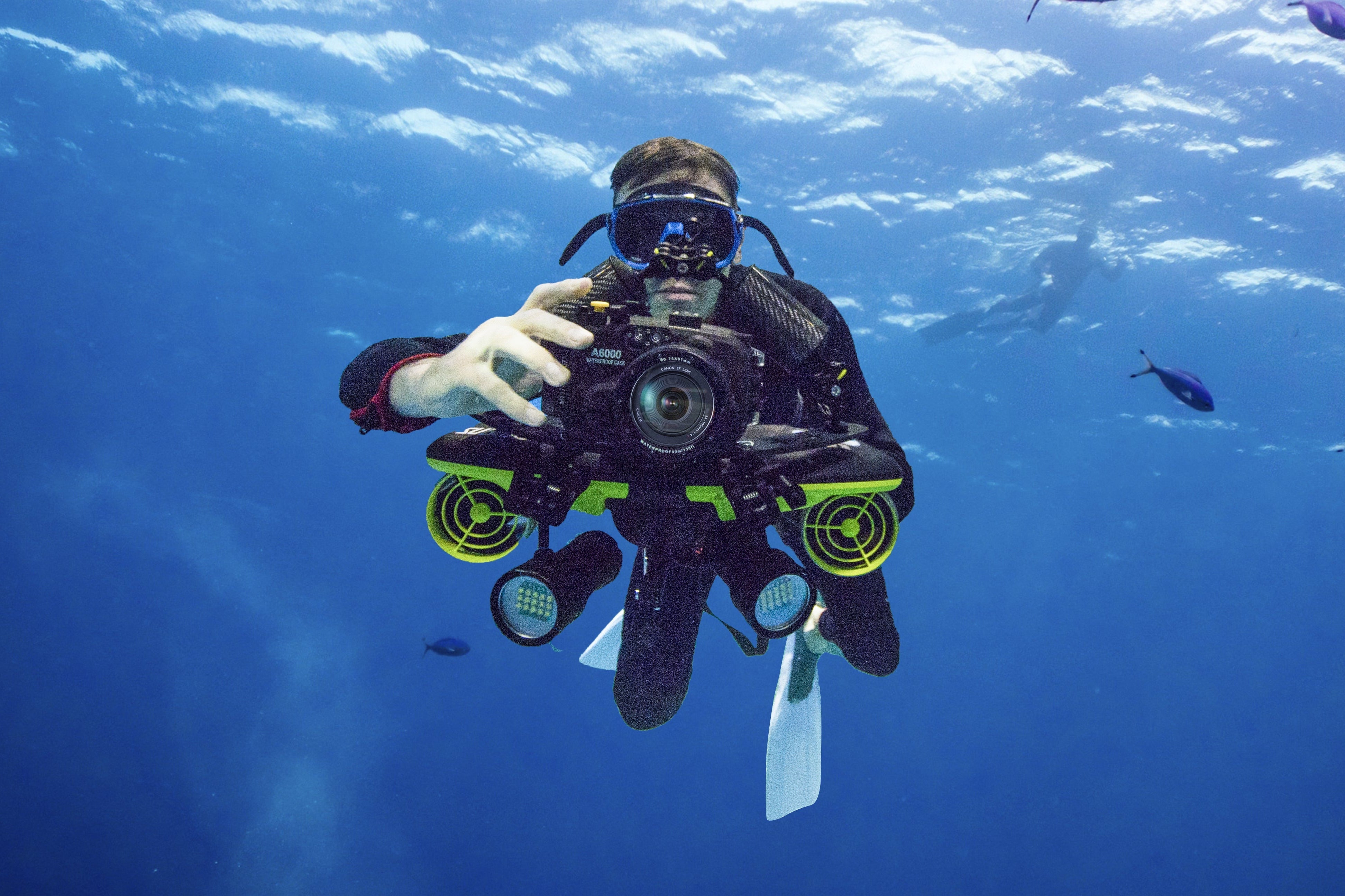 Sublue Navbow – Professional-Grade Underwater Scooter