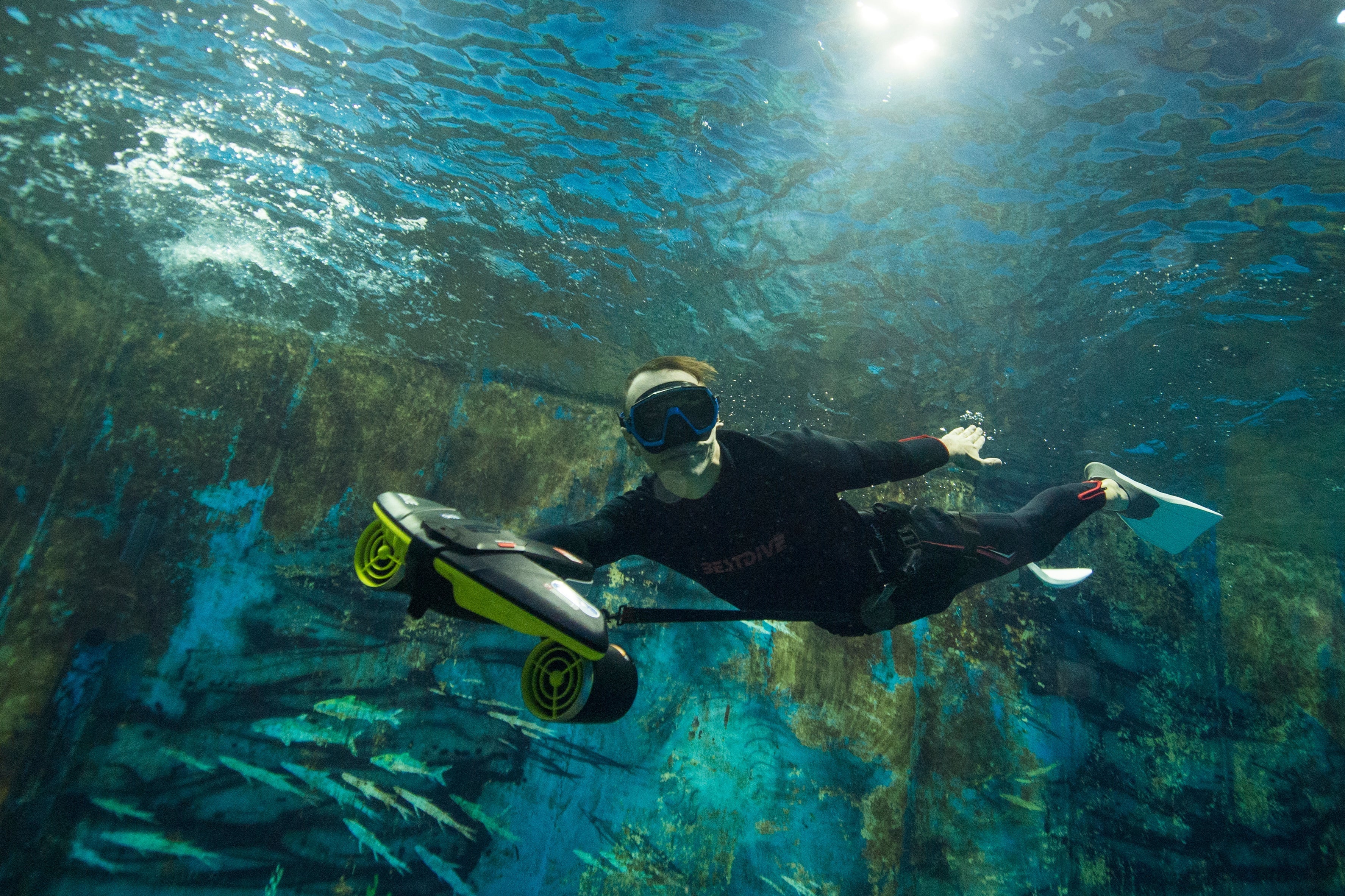 Sublue Navbow – Professional-Grade Underwater Scooter