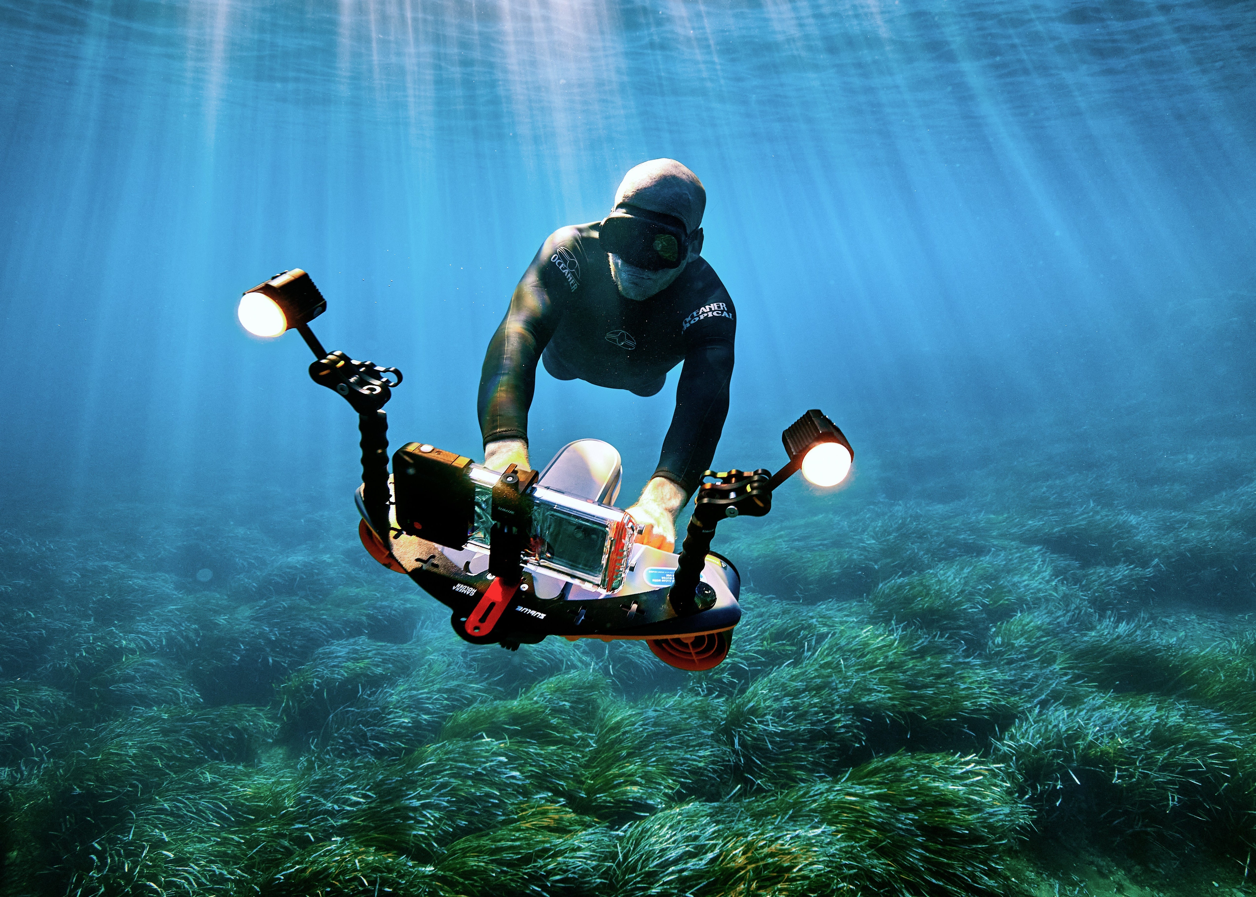 Sublue Navbow – Professional-Grade Underwater Scooter